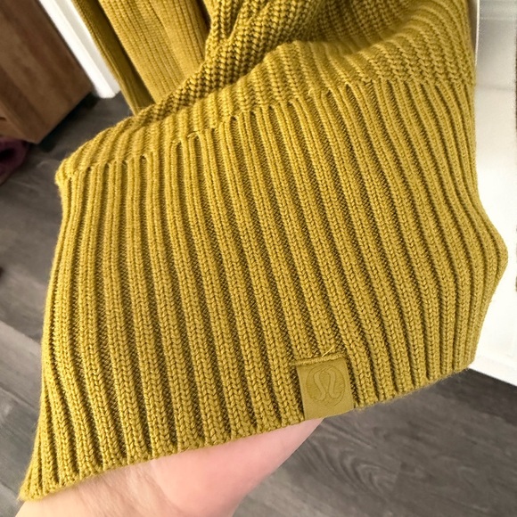 Lululemon Cashlu Sweater Wrap - Picture 4 of 7
